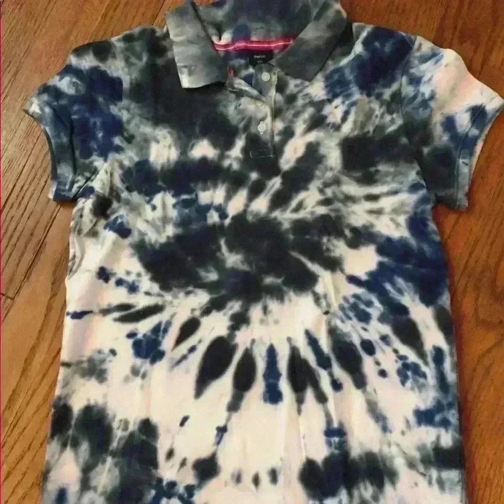 New! Gap Tie dye polo shirt